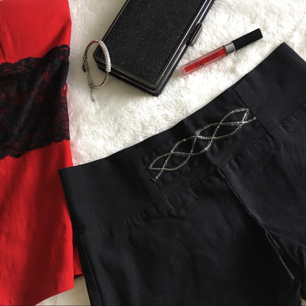 ♥️Sexy Embellished Cheeky Occasion Hot Shorts♥️🏹 - Picture 2 of 7